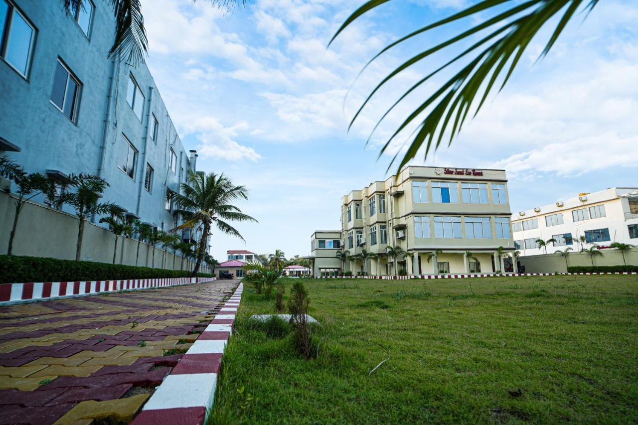 Silver Sand Eco Resort !! Beachfront !! With Biggest Pool And Huge Open Area !! Ideal For Weddings !! Couple Friendly !! 만다르모니 외부 사진