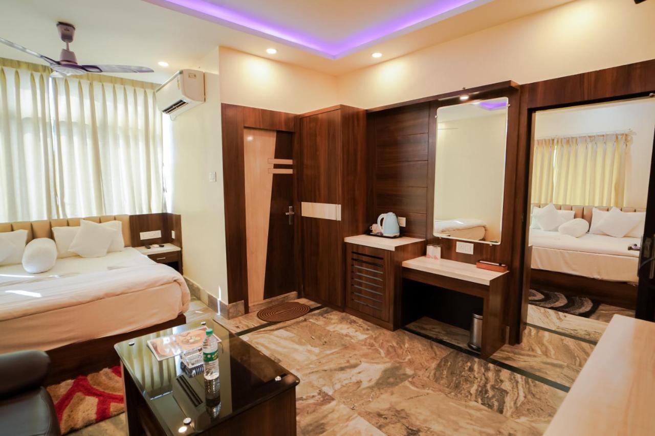 Silver Sand Eco Resort !! Beachfront !! With Biggest Pool And Huge Open Area !! Ideal For Weddings !! Couple Friendly !! 만다르모니 외부 사진