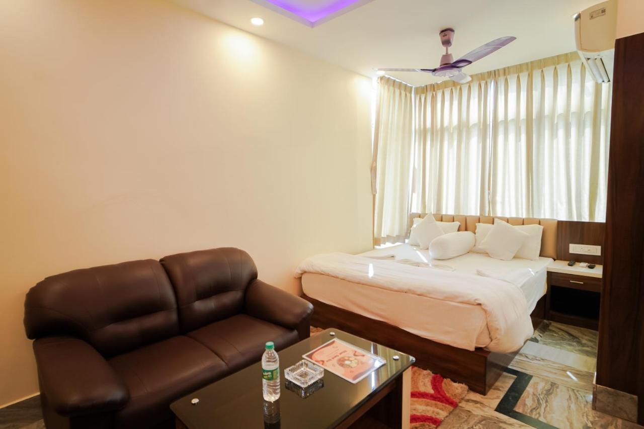 Silver Sand Eco Resort !! Beachfront !! With Biggest Pool And Huge Open Area !! Ideal For Weddings !! Couple Friendly !! 만다르모니 외부 사진