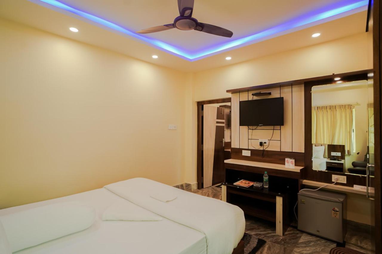 Silver Sand Eco Resort !! Beachfront !! With Biggest Pool And Huge Open Area !! Ideal For Weddings !! Couple Friendly !! 만다르모니 외부 사진