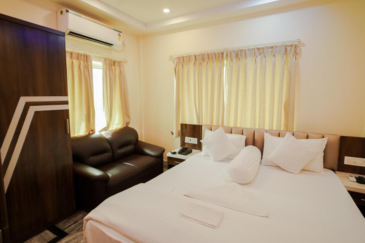 Silver Sand Eco Resort !! Beachfront !! With Biggest Pool And Huge Open Area !! Ideal For Weddings !! Couple Friendly !! 만다르모니 외부 사진
