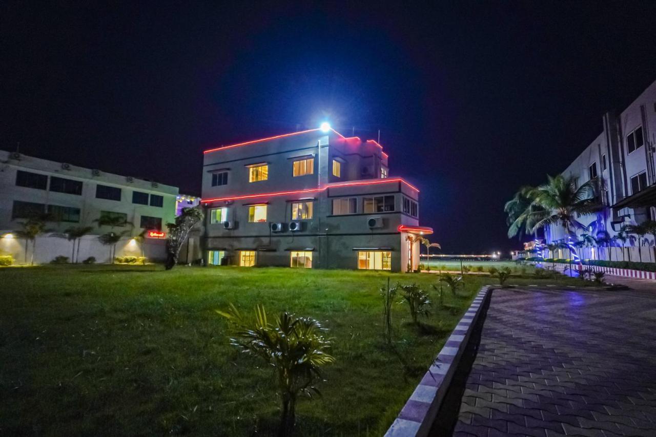 Silver Sand Eco Resort !! Beachfront !! With Biggest Pool And Huge Open Area !! Ideal For Weddings !! Couple Friendly !! 만다르모니 외부 사진