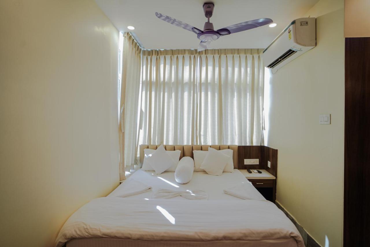 Silver Sand Eco Resort !! Beachfront !! With Biggest Pool And Huge Open Area !! Ideal For Weddings !! Couple Friendly !! 만다르모니 외부 사진