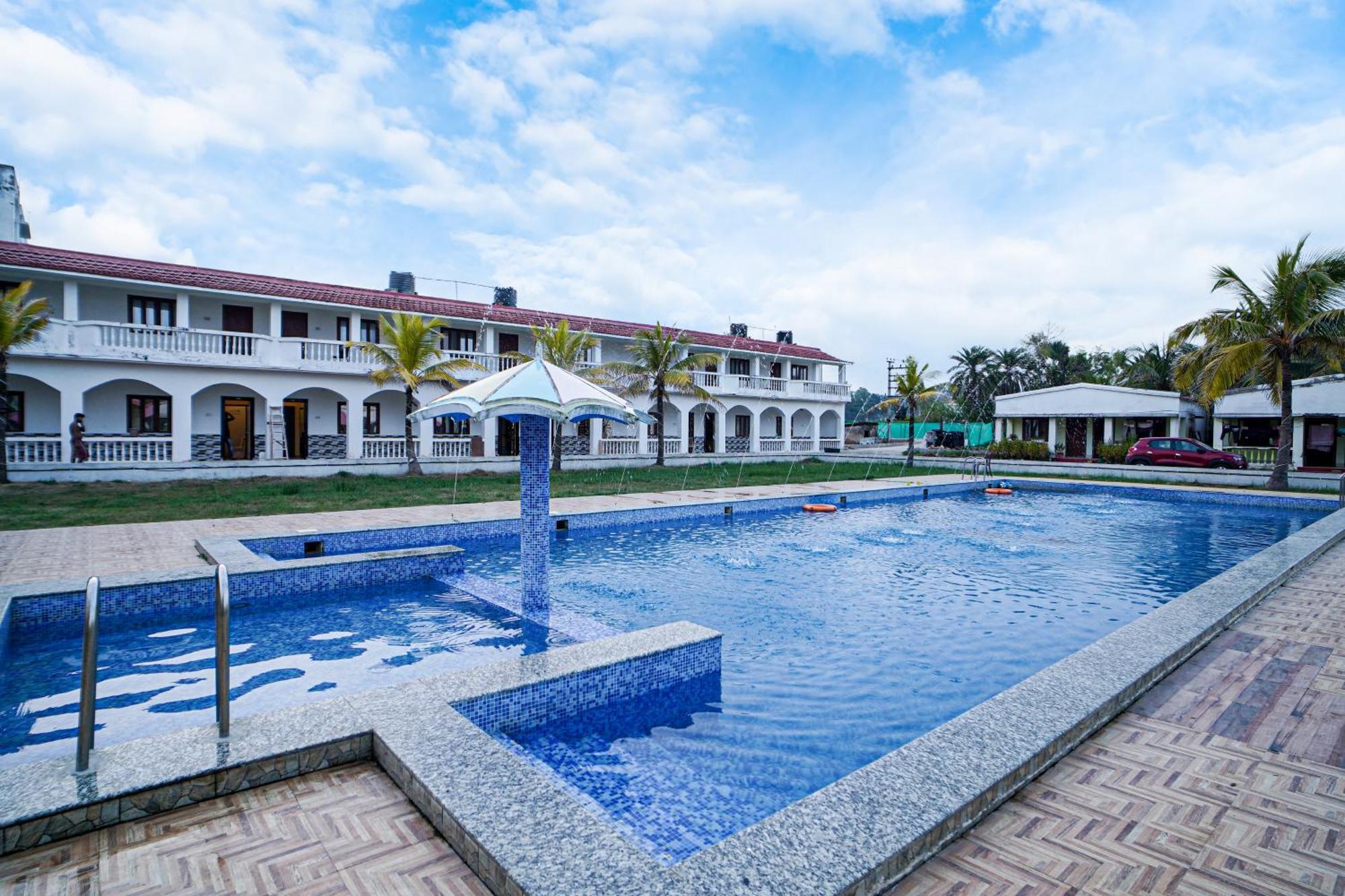Silver Sand Eco Resort !! Beachfront !! With Biggest Pool And Huge Open Area !! Ideal For Weddings !! Couple Friendly !! 만다르모니 외부 사진